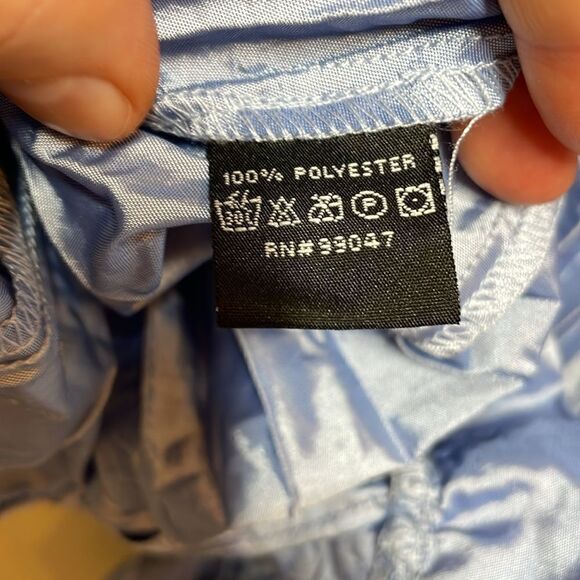 Periwinkle Blouse Glass look faceted buttons, crinkle, taffeta look Small - Picture 11 of 13